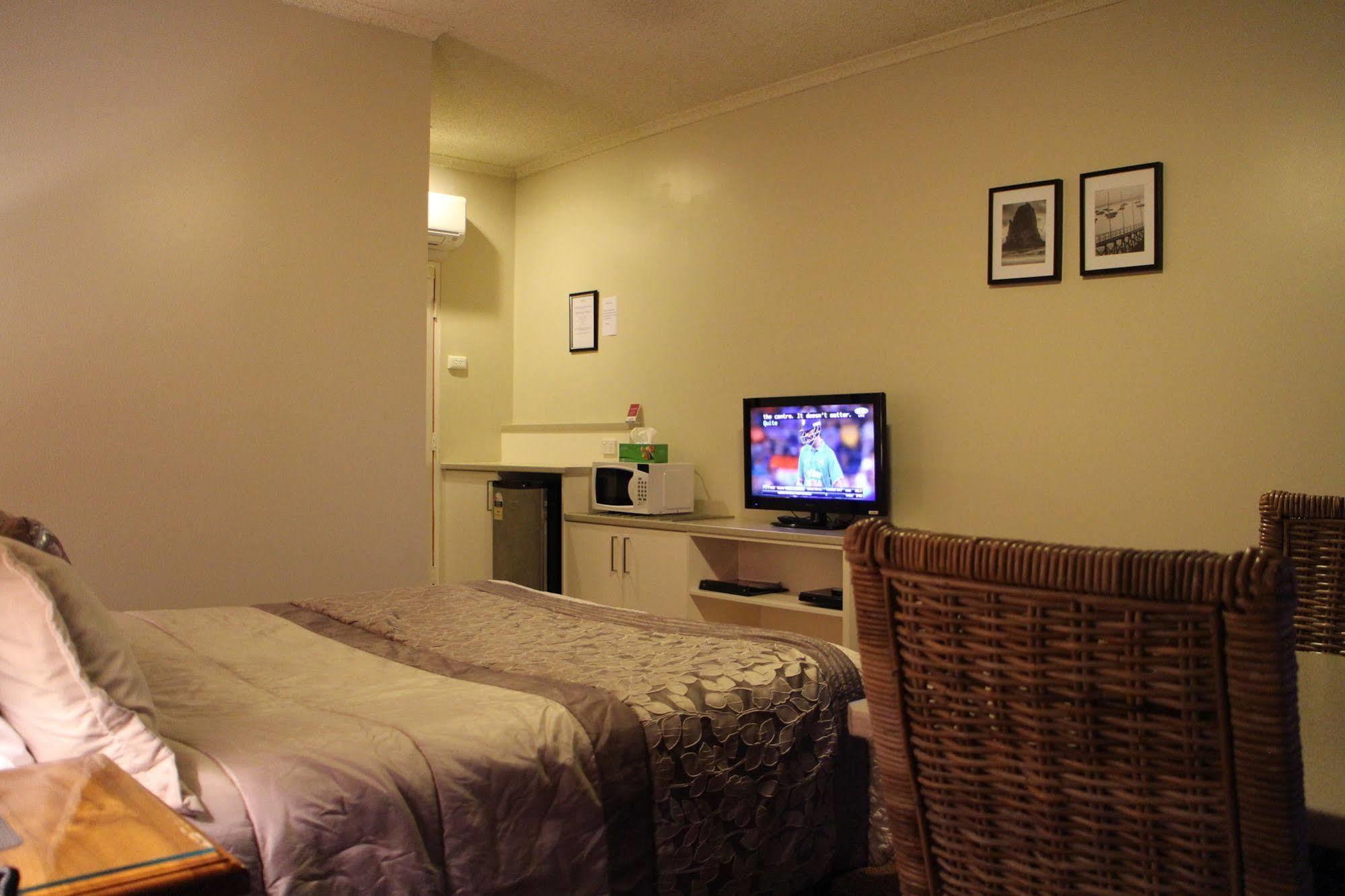 Bayview Motel Rosebud/Rye Bagian luar foto